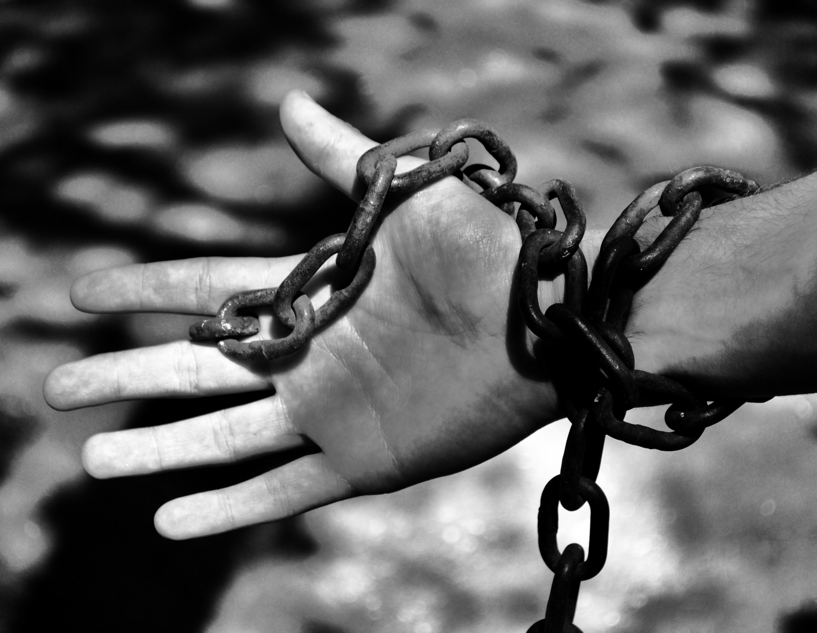 Bail in per Equitalia, ecco come risolvere il problema dei debiti inesigibili