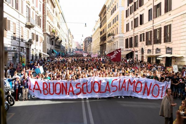 Buona Scuola  e gli estremi per richiedere in massa un risarcimento danni