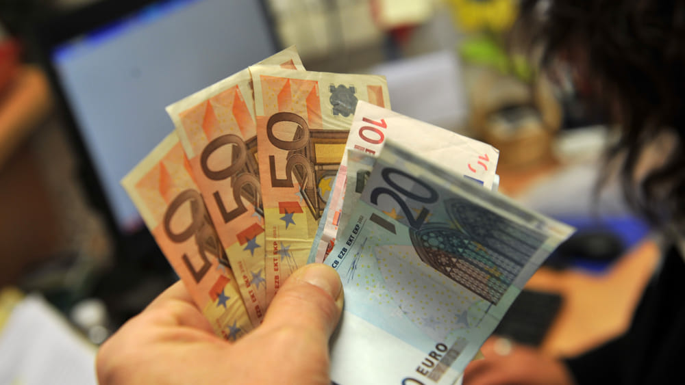Con valori ISEE crollati del 48%, urgono sussidi e risposte