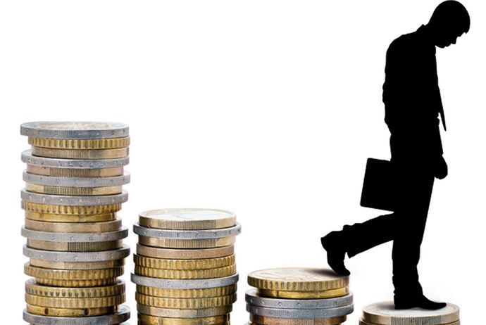 Il 54% dei 30enni italiani guadagna meno di 7 euro netti l'ora
