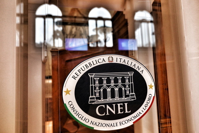 Il salario minimo è stato rimandato per calcolo politico