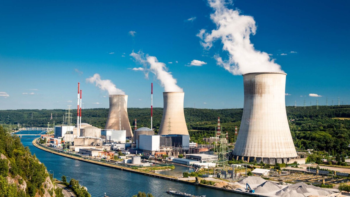Il governo fa chiarezza sui suoi programmi: sì al nucleare, ma senza nuove centrali