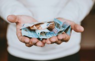 Anziani: In aumento truffe da false finanziarie e assicurazioni