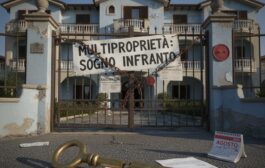 Dalla Formula del Sogno ai Contenziosi Legali: La Crisi Profonda della Multiproprietà Italiana